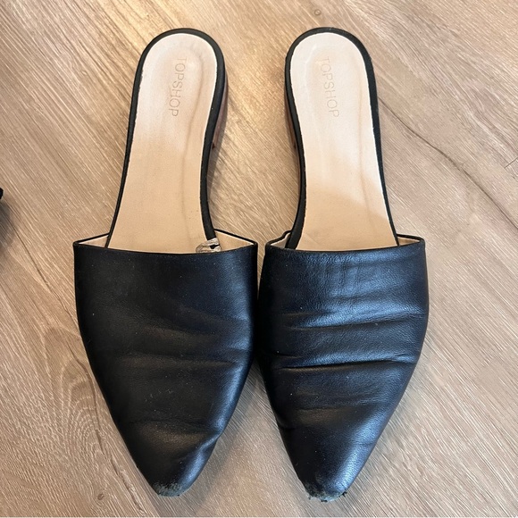 Topshop Shoes - Topshop Black Pointed Slip-On Leather Mules